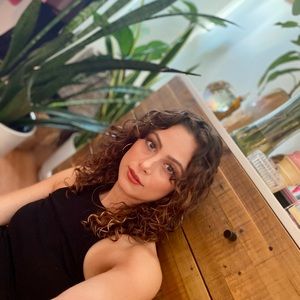 Meet your Posher, Hannah